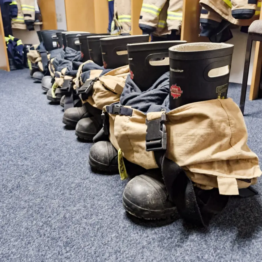 Firefighter hover