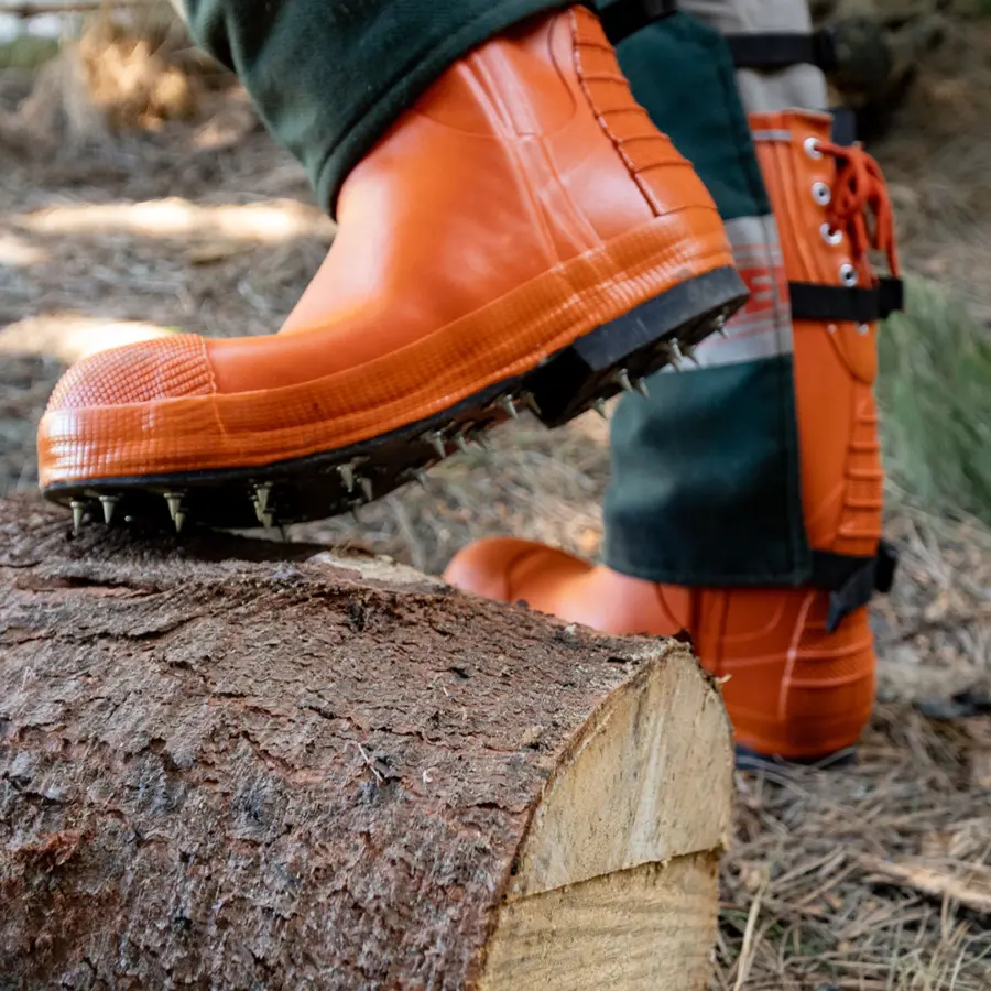 Schoen spiked hover